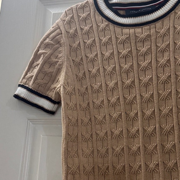 Tommy Hilfiger Tan Cable Knit Crewneck Sweater - Picture 4 of 5